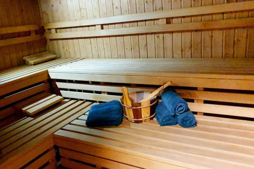 Urlaub Auf 1.000 Meter Hoehe Mit Pool Und Sauna Apartment Schoenwald im Schwarzwald